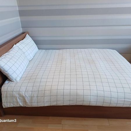 Hongdae Guesthouse2 1Min From Hongik Uni Station Exit #1 Σεούλ Εξωτερικό φωτογραφία