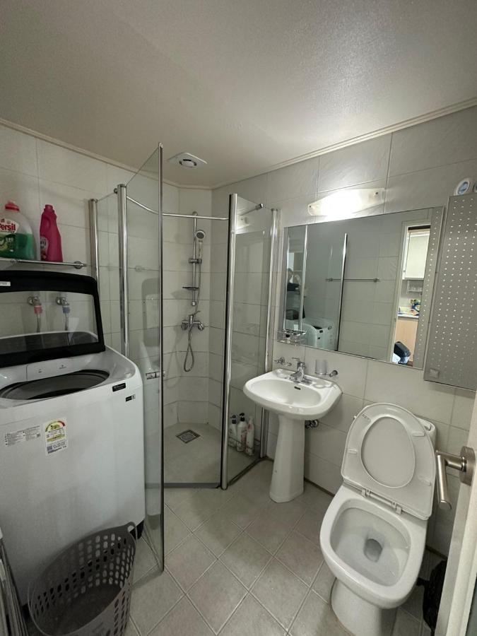 Hongdae Guesthouse2 1Min From Hongik Uni Station Exit #1 Σεούλ Εξωτερικό φωτογραφία